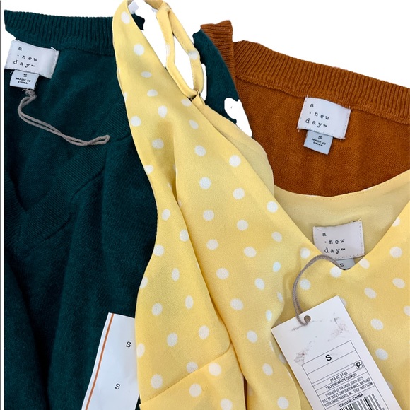 a new day NWT bundle of 3 tops size small - Picture 2 of 4